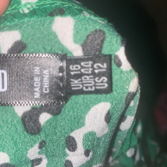 MISSGUIDED GREEN CHEETAH PRINT DRESS - Picture 10 of 10